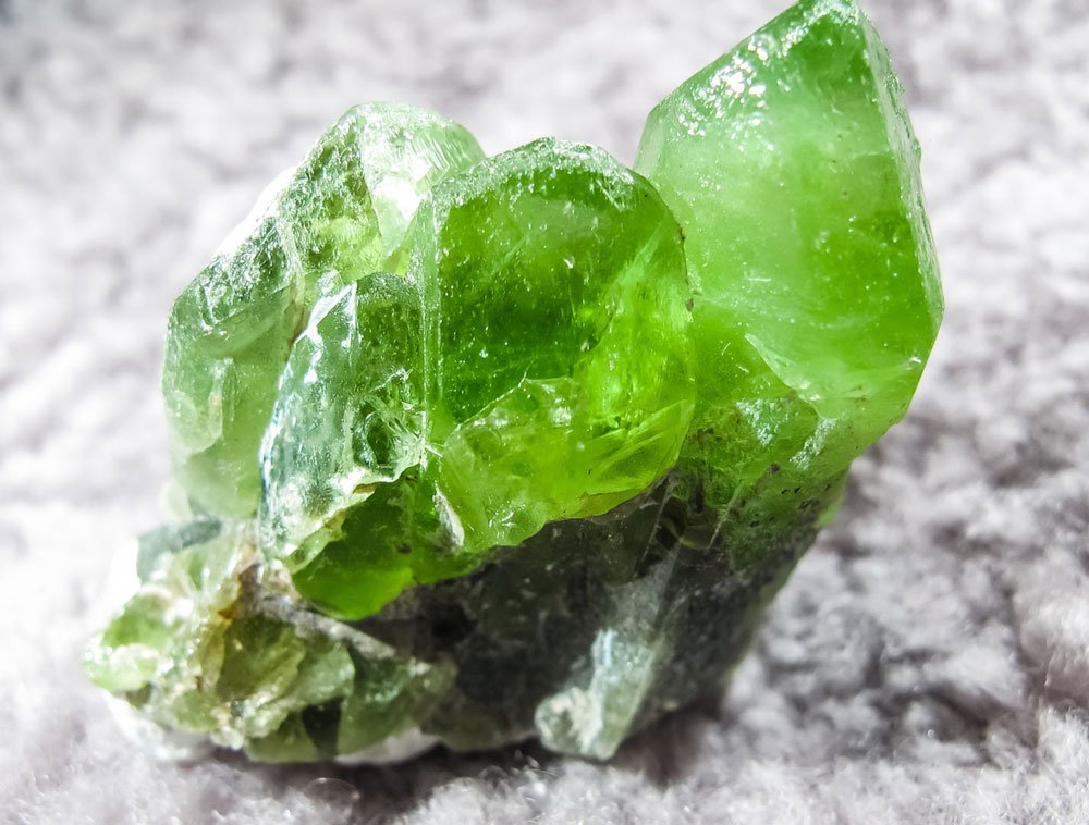 peridoto a pedra da cleópatra luannita